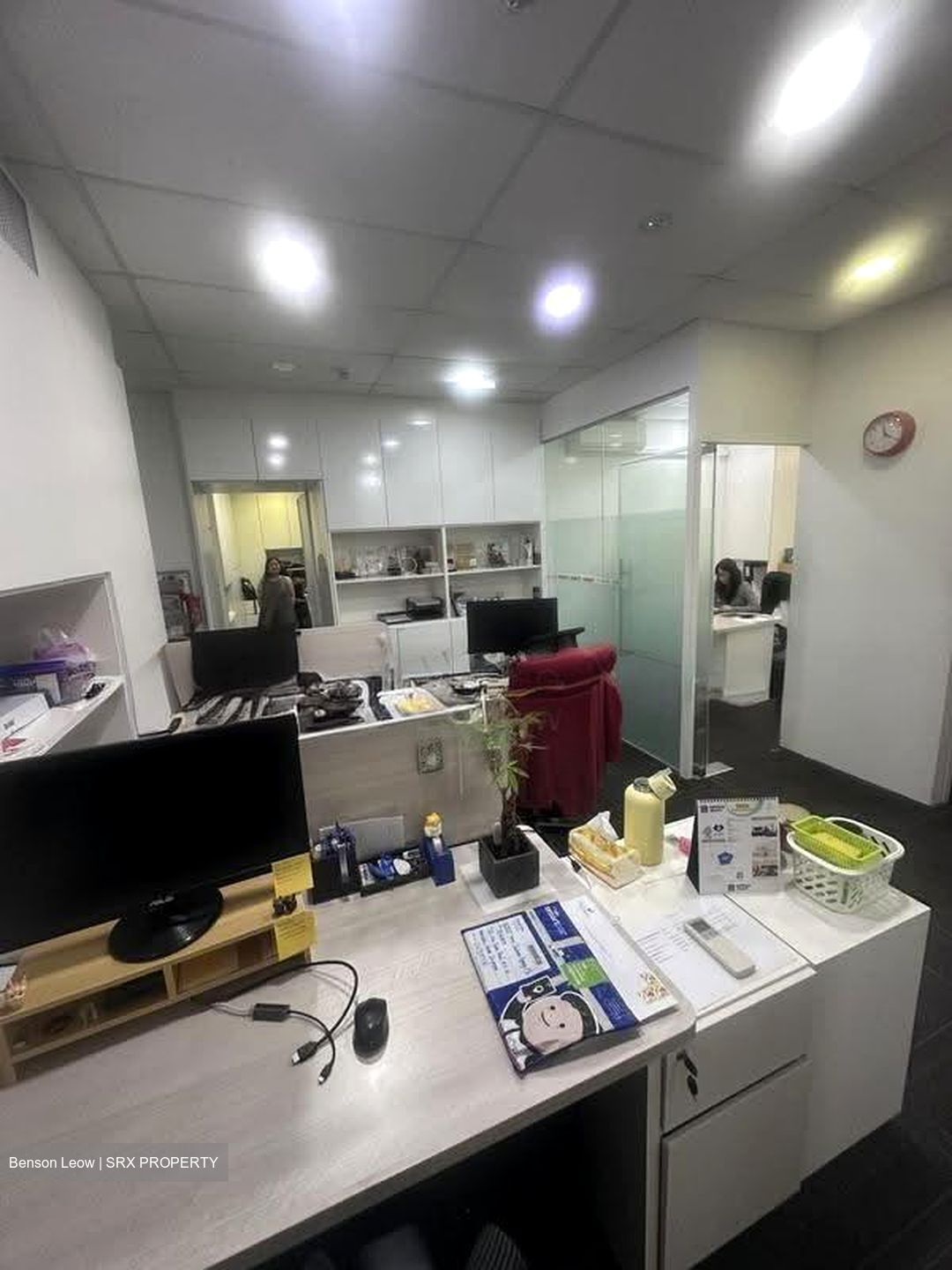 Manhattan House (D3), Office #607884171